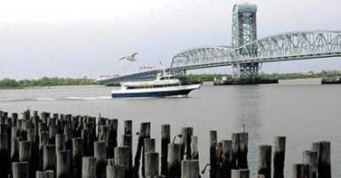 Queens waterfront plan aims to boost development projects