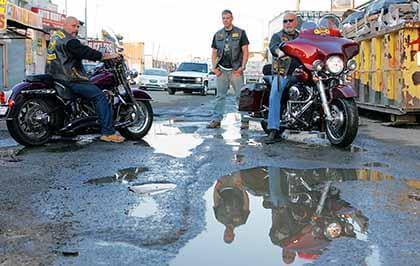 Willets Pt. motorcycle club gets city to repave 34th Ave. – QNS.com