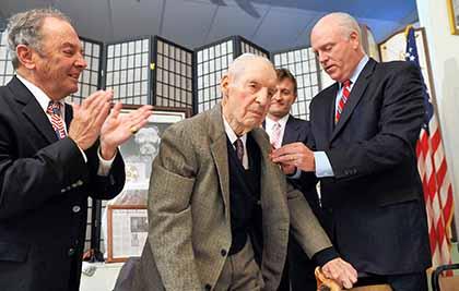 Crowley gives Jackson Heights man the Bronze Star