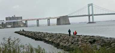 Boro scientist finds pollution at Throgs Neck