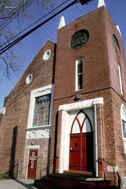 Bayside pastor accused of rape now charged with assault: Court