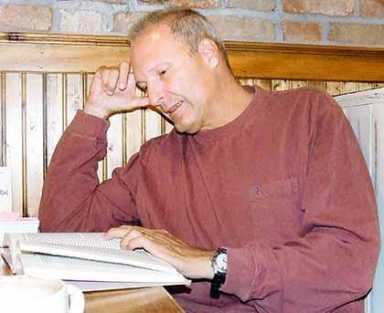 Author from Queens gets his first novel published digitally