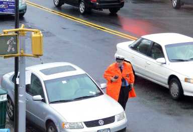 CB 11 committee supports plan for 2-hour meters