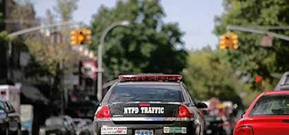 Scrub Bell Blvd. parking tix from bogus signs: Halloran