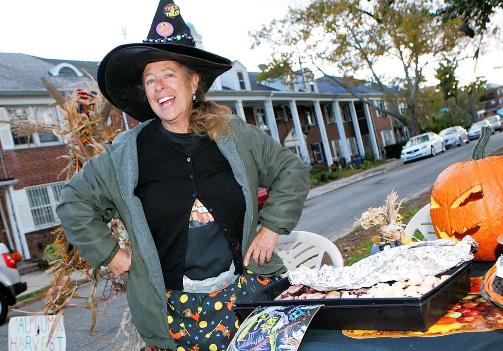 Betty the Witch brews ghostly fun for Bayside