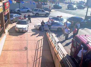 Cops investigate corpse found at Little Neck shops