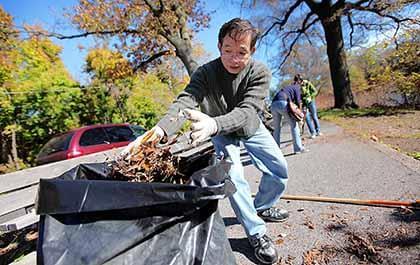 Golden Pond gets fall cleanup