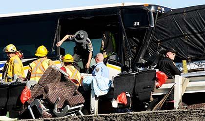 Pa. police investigate crash of Flushing-bound bus