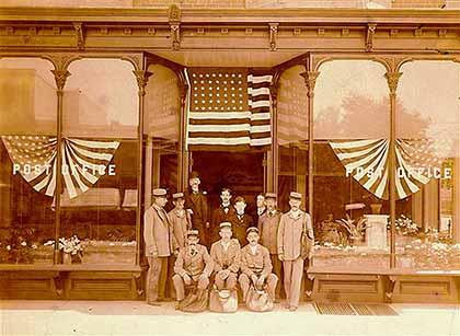 Photo exhibit looks back at old Queens