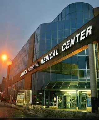 Storm buries Qns. hospitals