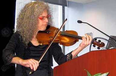 Qns. College hosts music talk