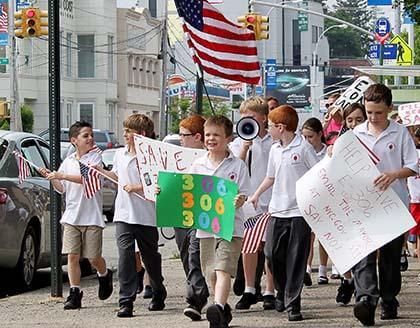 Sacred Heart students rally for firehouse