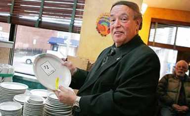 Scobee Diner items auctioned off in Little Neck