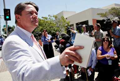 Accused JFK Airport stowaway pleads not guilty