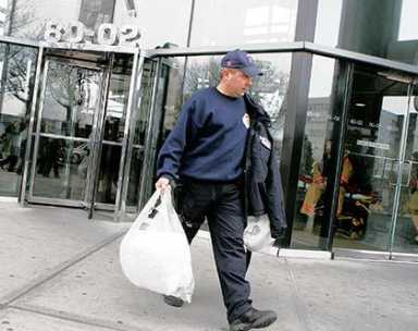 Cops say powder at Weiner’s office found to be nontoxic