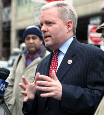 Sanders, Comrie get human rights grades