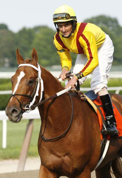 Red Rocks shocks Curlin at Belmont
