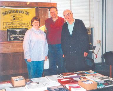 Ex-piano-maker Steinway dies at 93