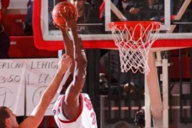 Shaq-tastic Burrell breaks backboard in St. John’s win