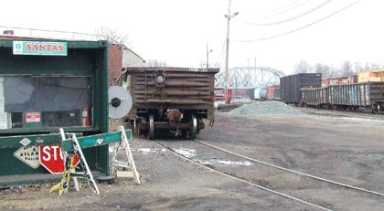 Maspeth rail tunnel plans resume: Port Authority