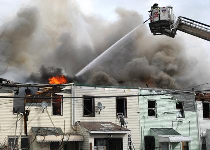 No serious injuries as fire engulfs 11 homes in Woodhaven