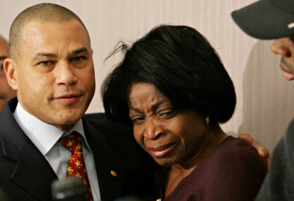 Bell family call for shooter to surrender as cabbie clings to life