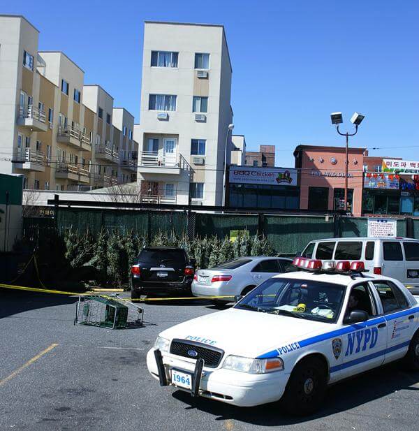 Double shooting in Murray Hill leaves Douglaston man dead, another wounded