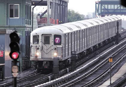 No. 7 subway service suspended from Queensboro Plaza to Manhattan this weekend