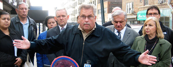 Lawmaker blasts LIC Muni-meter parking