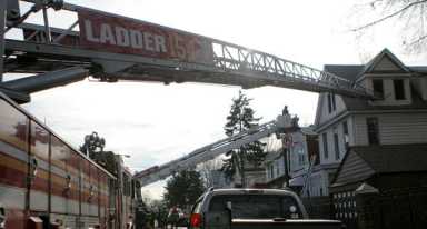 Civilian, firefighter injured in East Elmhurst blaze