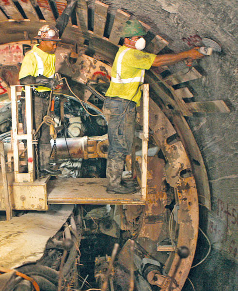 LIRR tunnel work raises fears of delays