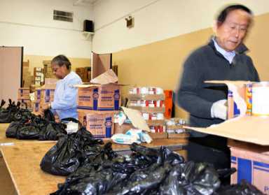 Flushing food drive gets lift