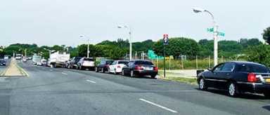 Drag racers injure family in East Elmhurst: DA