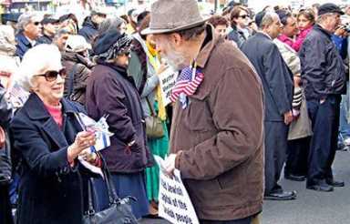 Boro pols back Israel at event