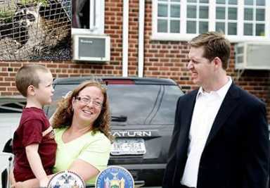 Hevesi, Crowley bills a boon to MidVil raccoon removal