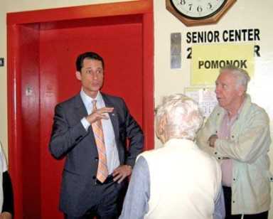 Weiner wants Pomonok elevator safety inspection