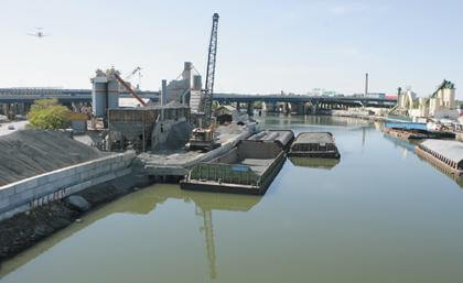 CB 7 members question plans to rezone part of waterfront