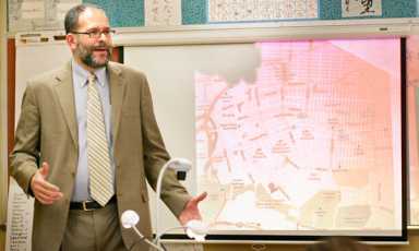 Principal frets about scuffles over cell phones