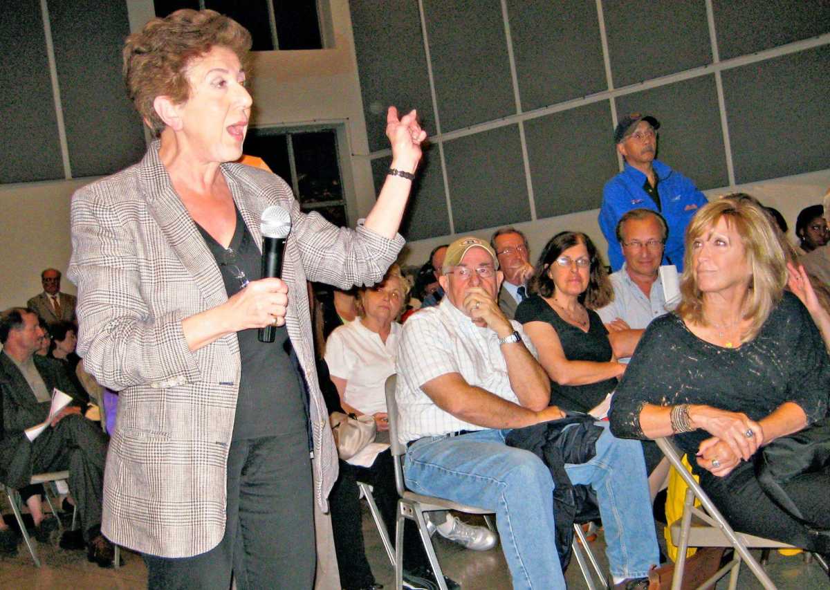 Curbs sought on off-campus SJU students