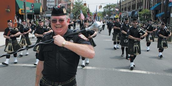 Crowd salutes heroes in Forest Hills