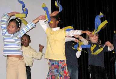Holliswood celebrates Blue Ribbon designation