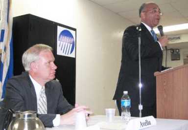 Avella, Thompson blast DOB at Little Neck mayoral forum