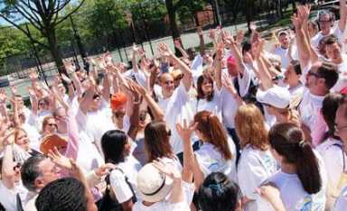Volunteers give Pomonok Community Center a makeover
