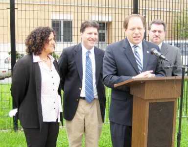 Glen Oaks lockdown prompts bill passage