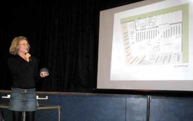 CB 8 backs expanding local library