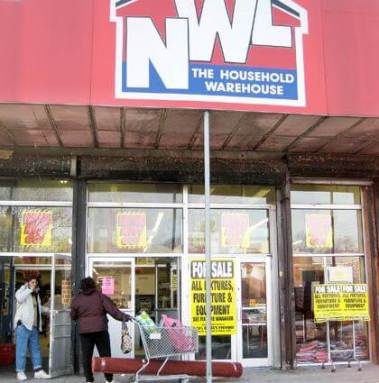 National Wholesale Liquidators closing on 71st Avenue