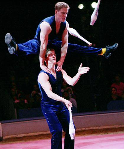 Big Apple Circus sets up ring in Fresh Meadows