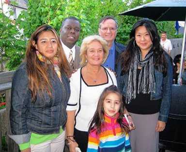 Flores-Vazquez kicks off campaign for re-election