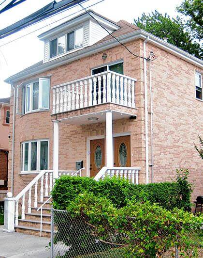 Flushing women scammed three elderly men: DA