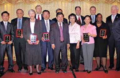 Koo says he will run in 2013 at fund-raiser